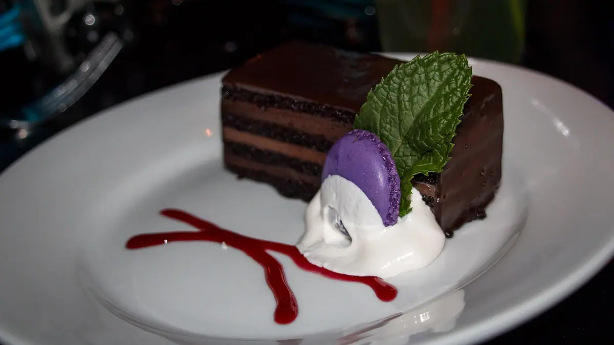 Cake Create – eggless cake shop in Church End, London